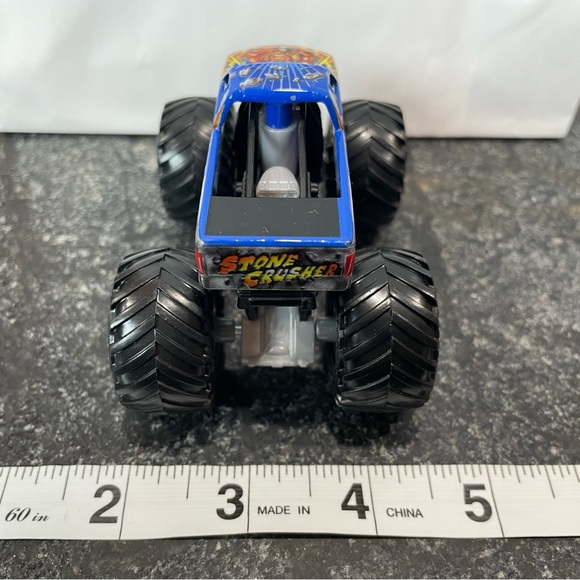 Official Monster Jam Stone Crusher die-cast monster truck, 1:64 scale - Picture 2 of 6